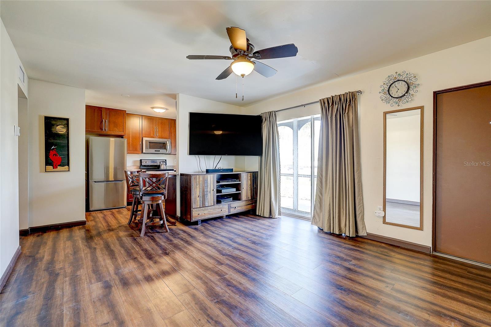 GARDEN APTS - Residential