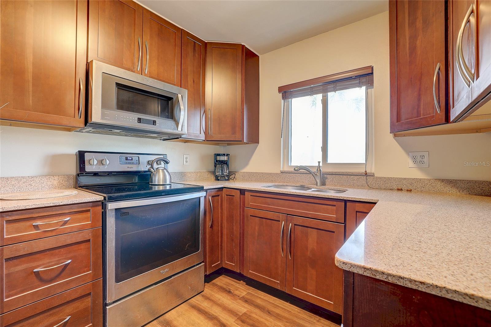 GARDEN APTS - Residential