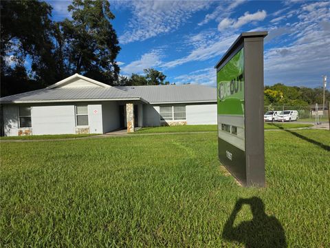 Photo of 11997 SE Us Highway 441, Belleview, FL 34420 (MLS # OM711364)