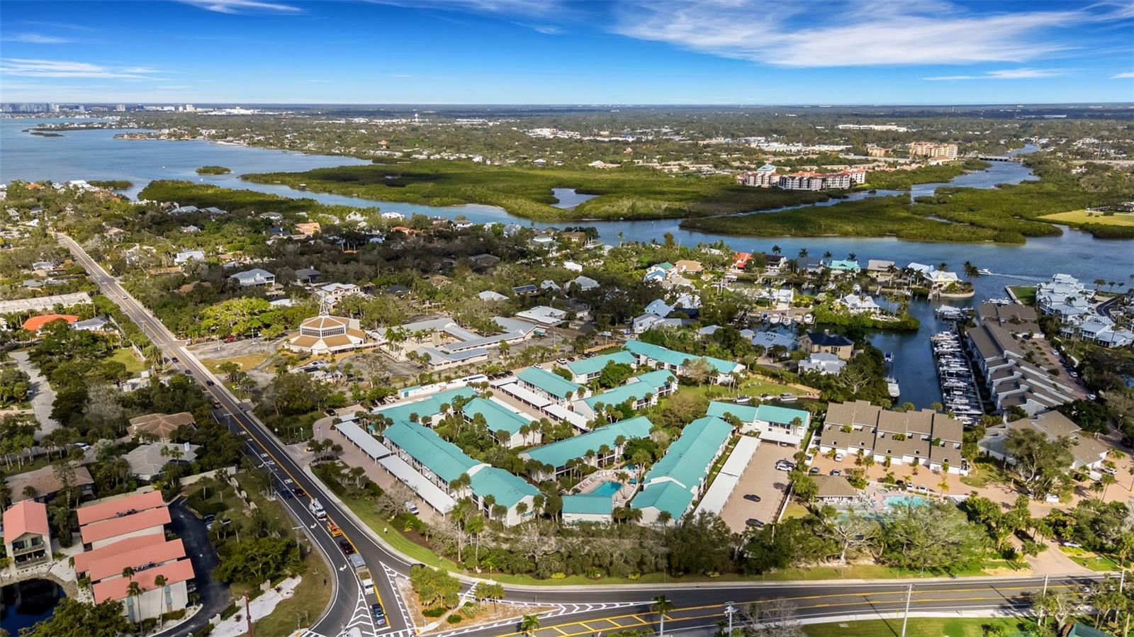 WHITE SANDS VILLAGE - Residential