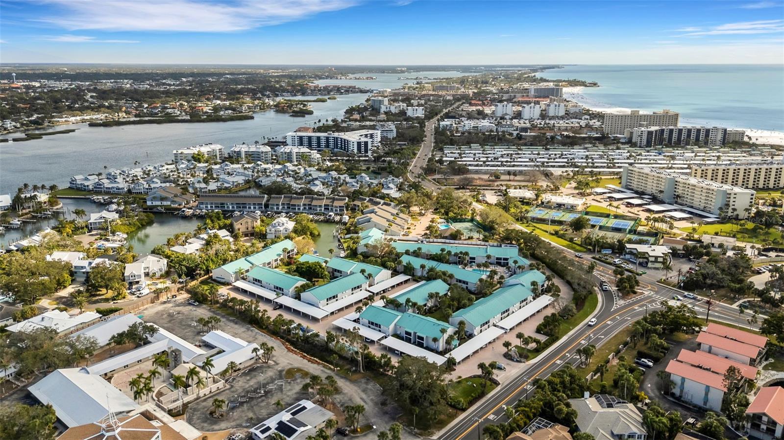 WHITE SANDS VILLAGE - Residential