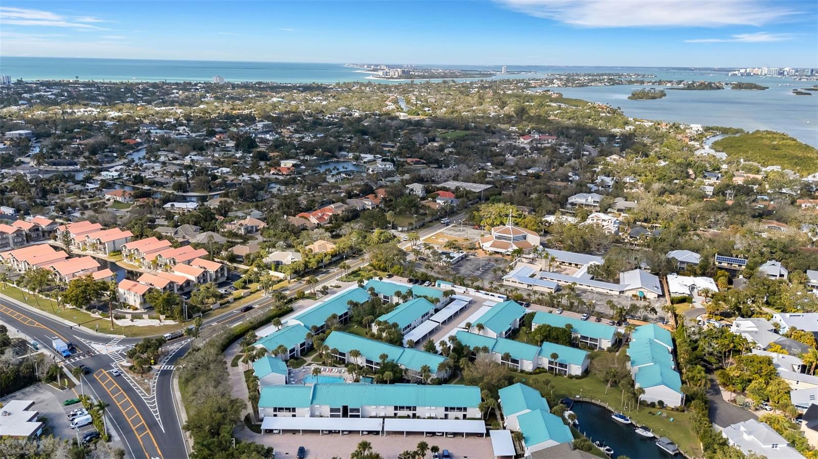 WHITE SANDS VILLAGE - Residential