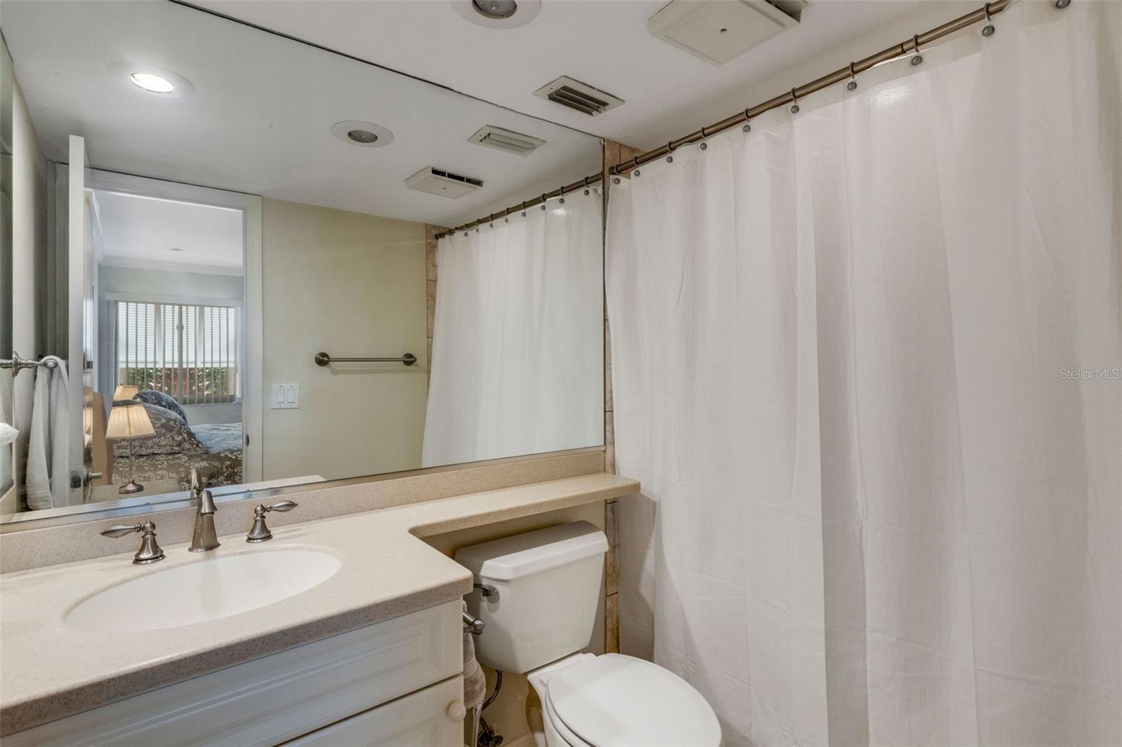 WHITE SANDS VILLAGE - Residential