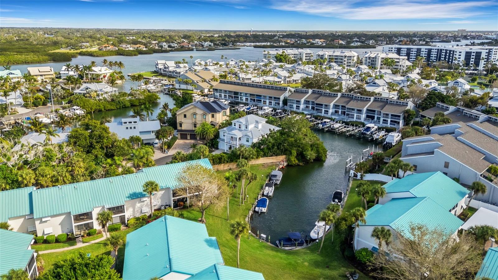 WHITE SANDS VILLAGE - Residential