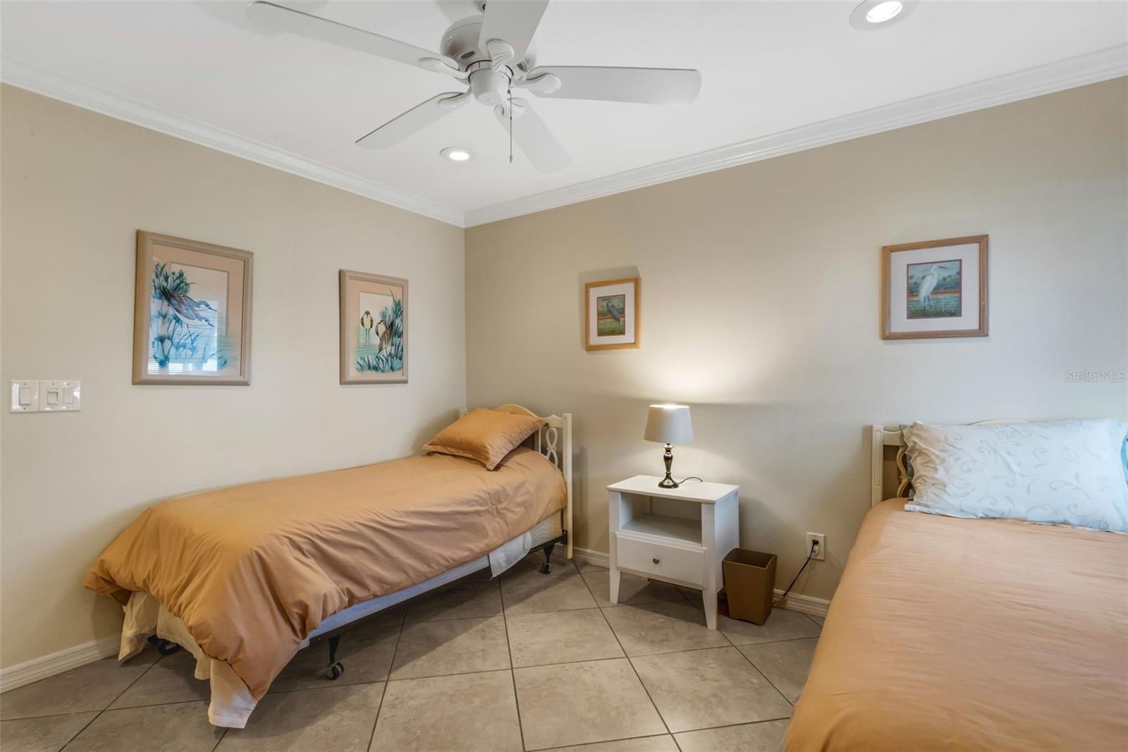 WHITE SANDS VILLAGE - Residential