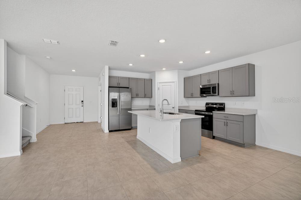 13655 TROPICAL BREEZE WAY