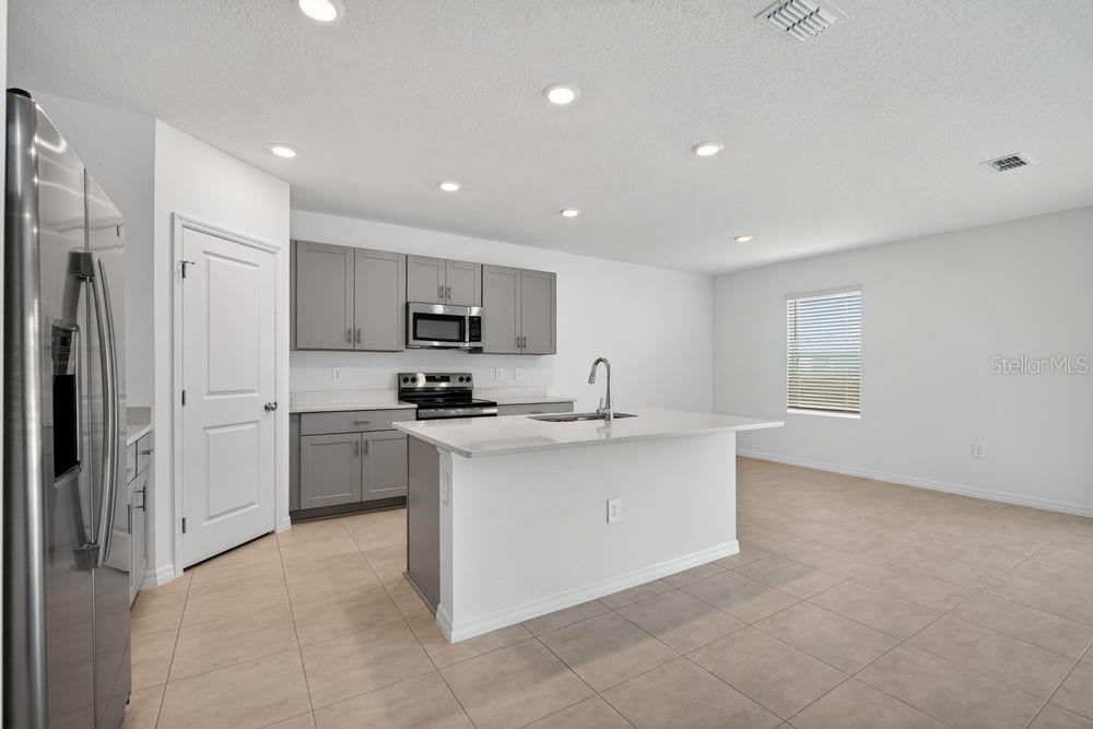 13655 TROPICAL BREEZE WAY