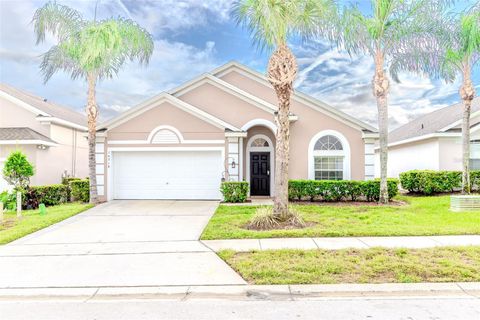 Photo of 16714 Fresh Meadow Drive, Clermont, FL 34714 (MLS # G5103335)