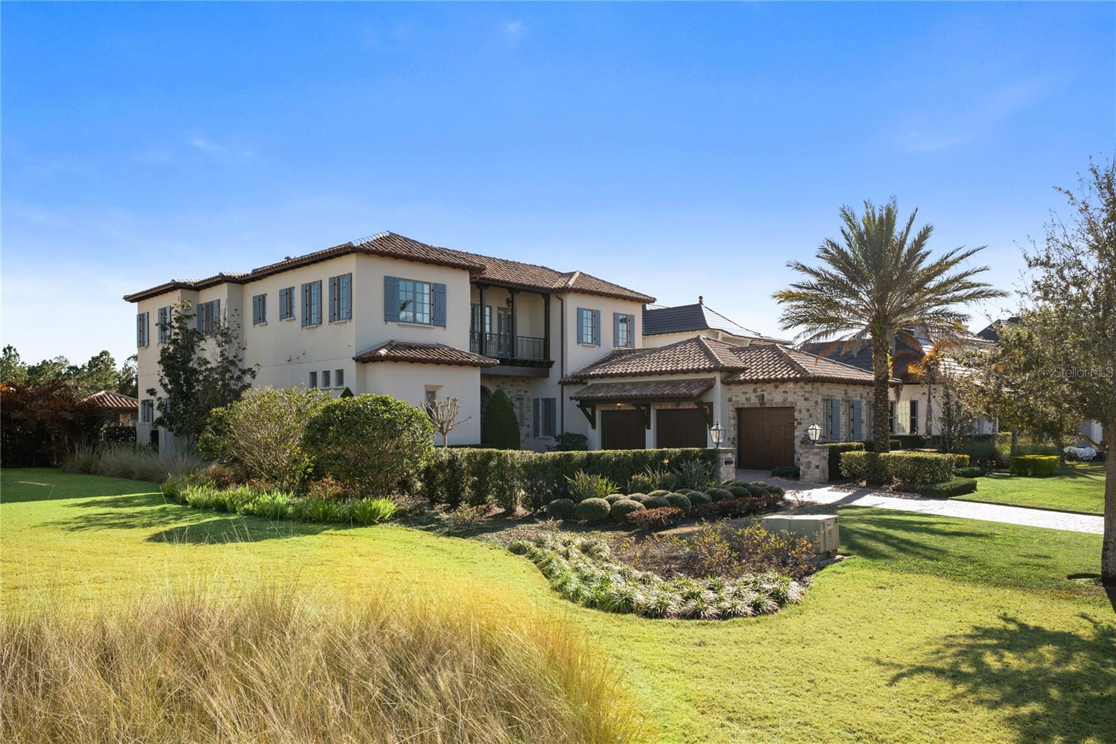 10443 LOS FELIZ DRIVE