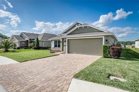 Photo of 4673 Lathloa Loop, Lakeland, FL 33811 (MLS # L4961031)