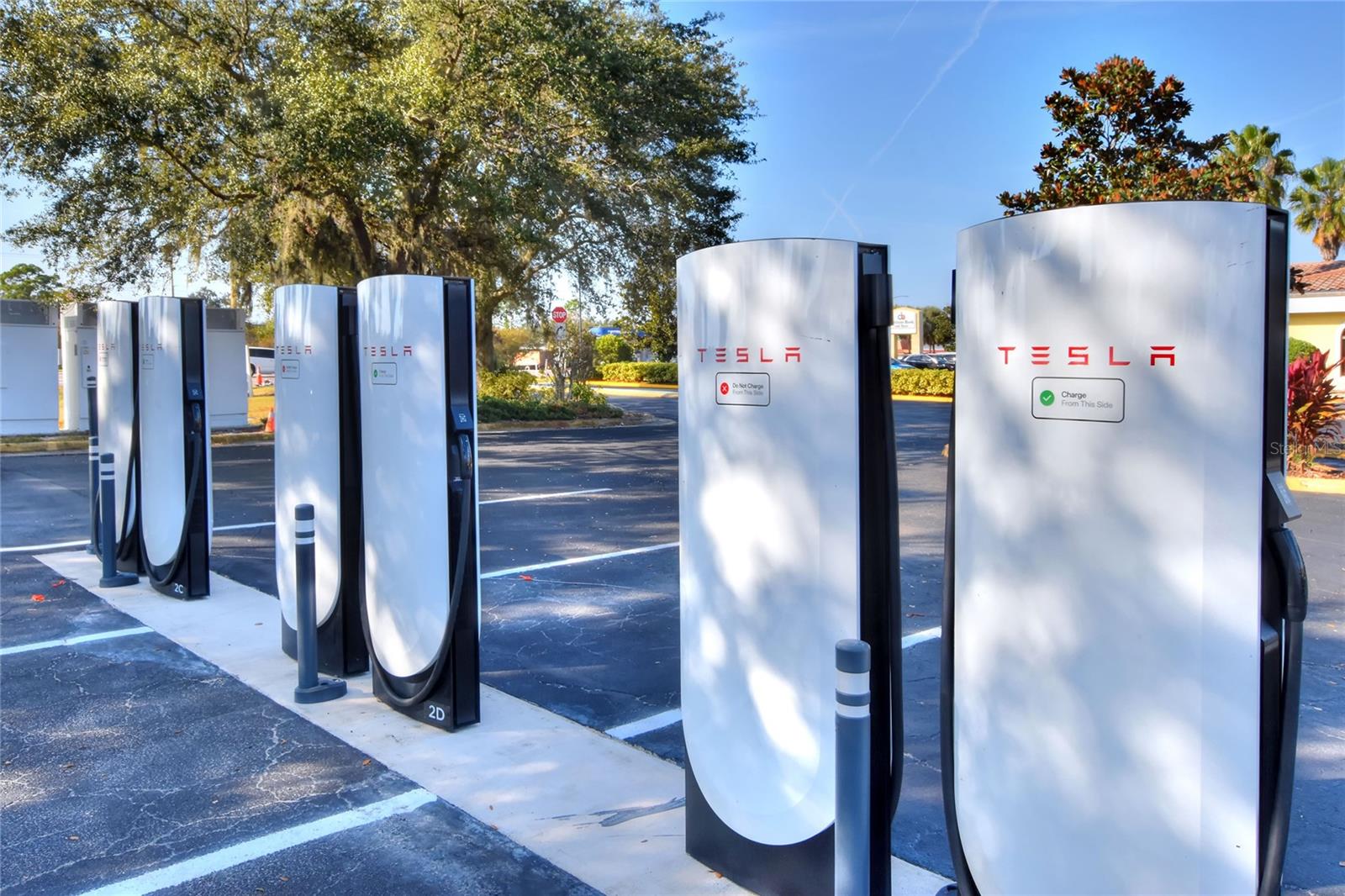 1202 N BROADWAY AVENUE