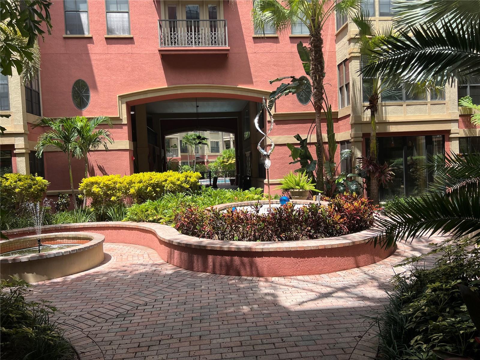Bright and spacious first-floor 2B/2B condo with 1,140 sq ft in highly sought-after Uptown Place, located in the heart of downtown Orlando. Enjoy easy direct access from the parking garage, 2 elevators, and premium community amenities.
• Resort-style pool in lush grounds | Fitness center
• Resident lounge, business center, WiFi throughout
• Steps to Ivanhoe Village, dining, parks & transit
Rental Perks:
• Owner will cover the Condo Association background check fee for approved applicants (reimbursed at move-in)
• No additional pet fees/deposits beyond what’s required by the HOA
Small dog or cat preferred
This is a rare opportunity for convenient, pet-friendly city living with generous move-in perks. Schedule your tour today!