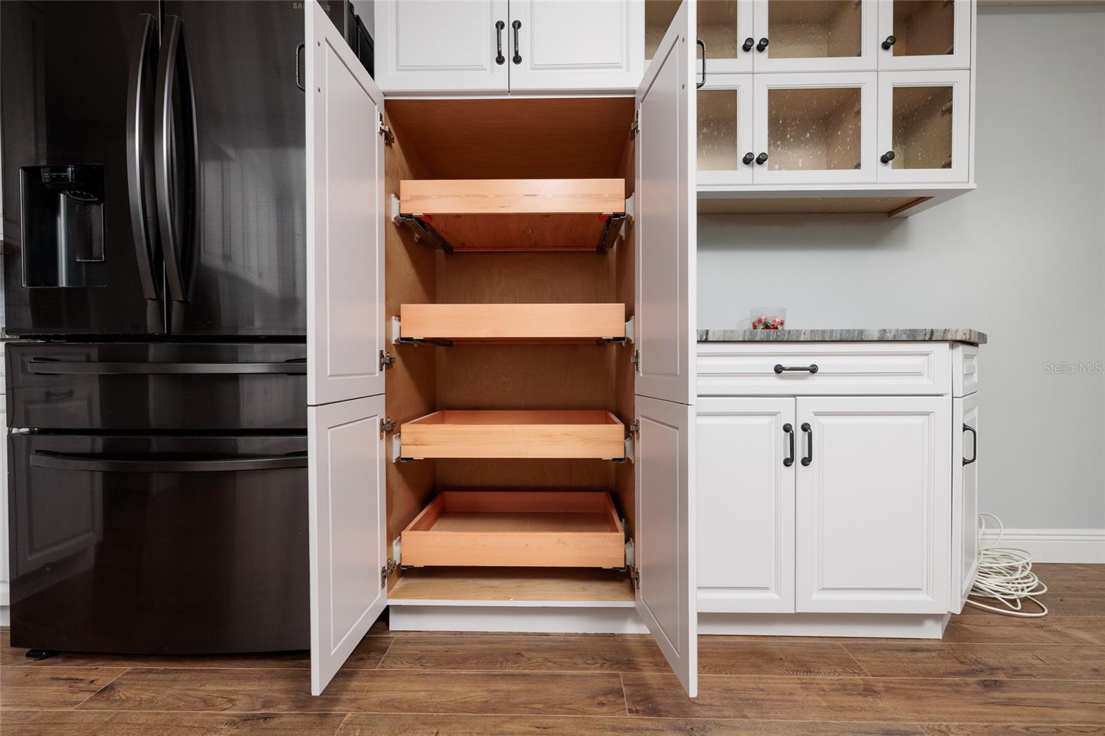 SYLVETTE CONDO - Residential