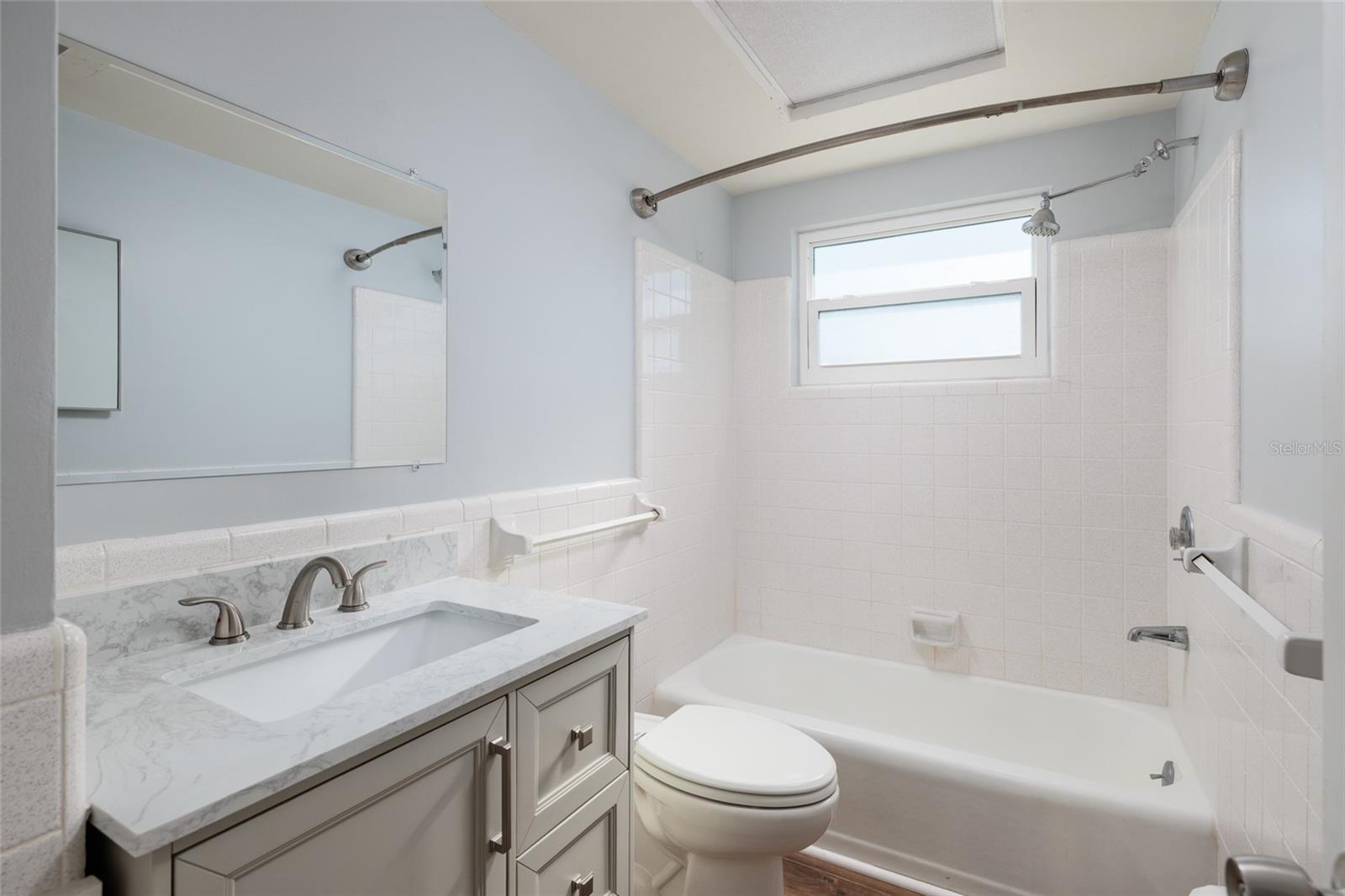 SYLVETTE CONDO - Residential