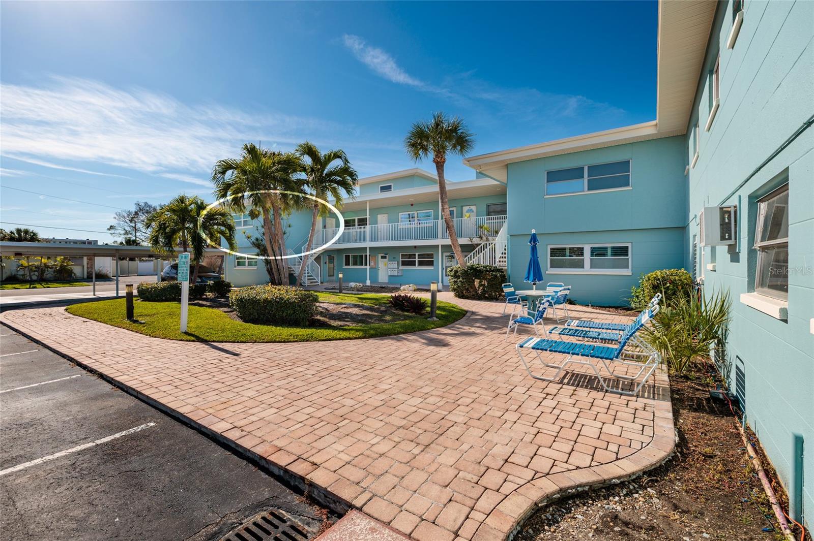 SYLVETTE CONDO - Residential