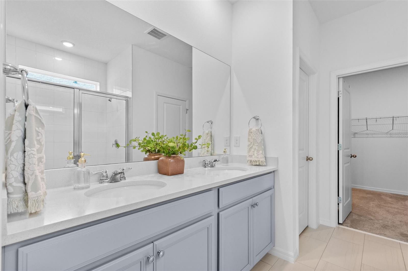 SOUTH FORK S & TRACT T - Residential