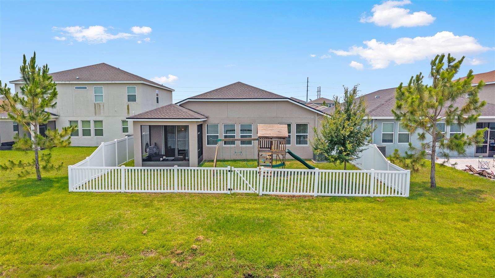 SOUTH FORK S & TRACT T - Residential