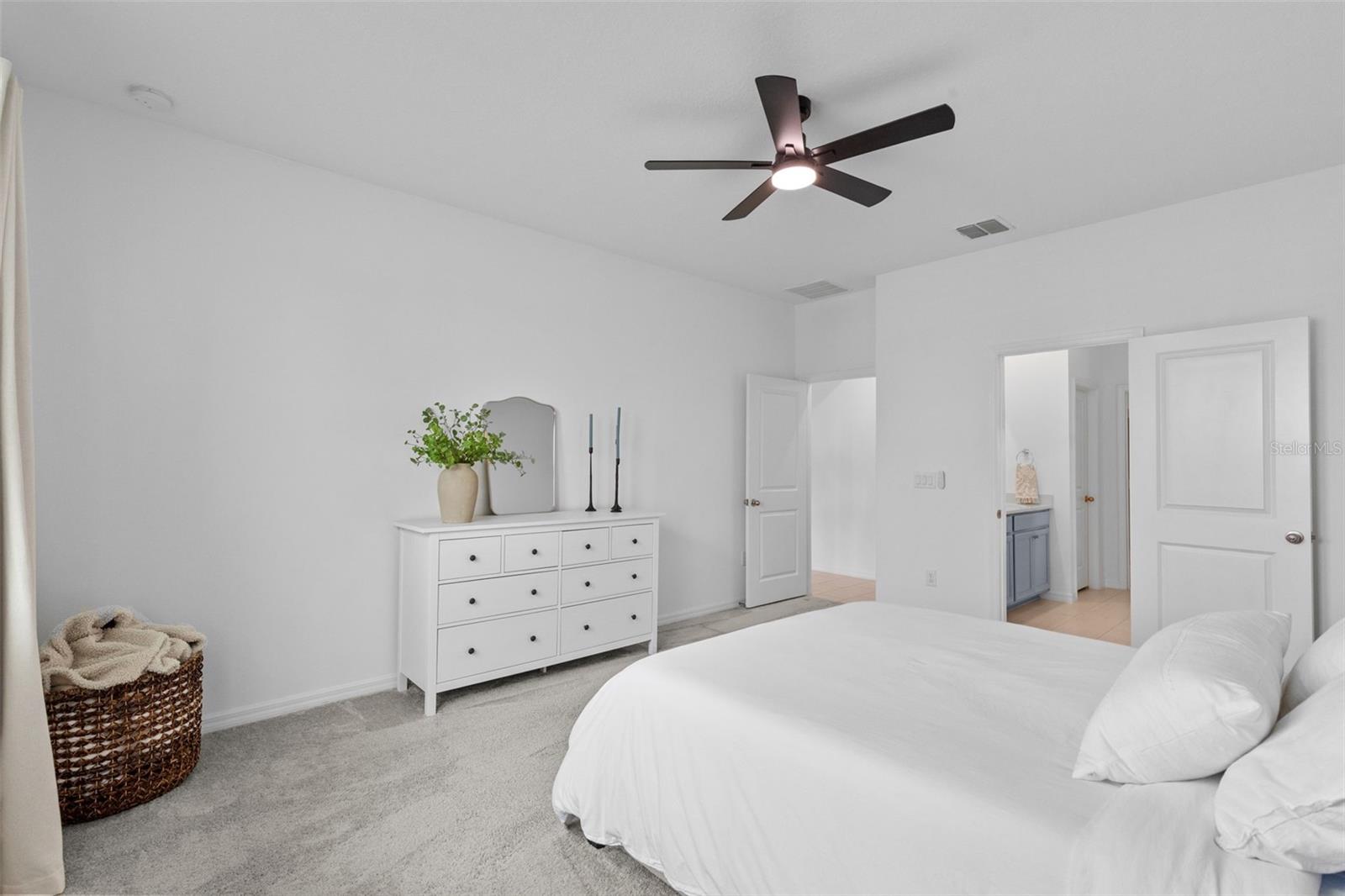 SOUTH FORK S & TRACT T - Residential