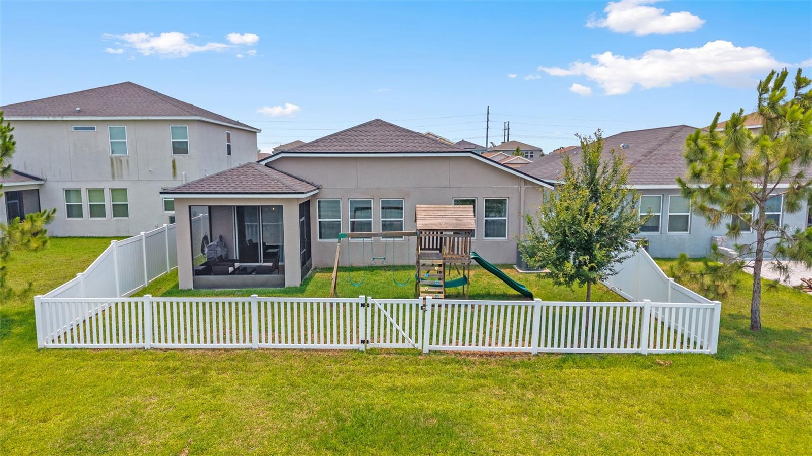 SOUTH FORK S & TRACT T - Residential