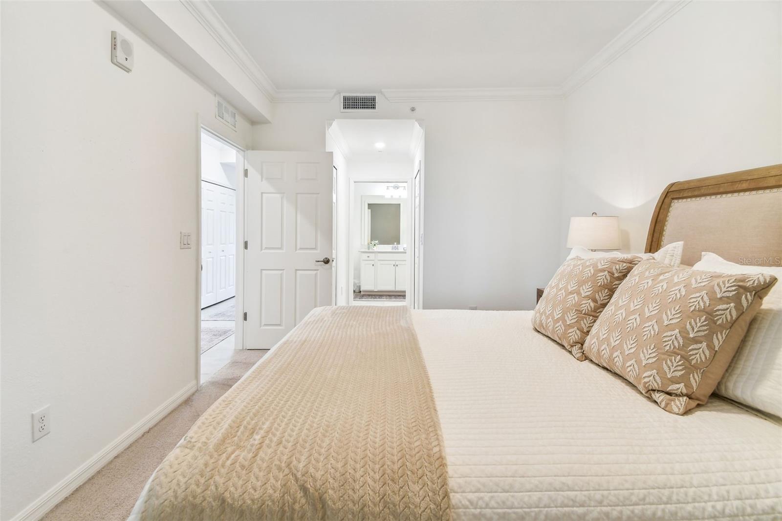 LAKEWOOD NATIONAL - Residential