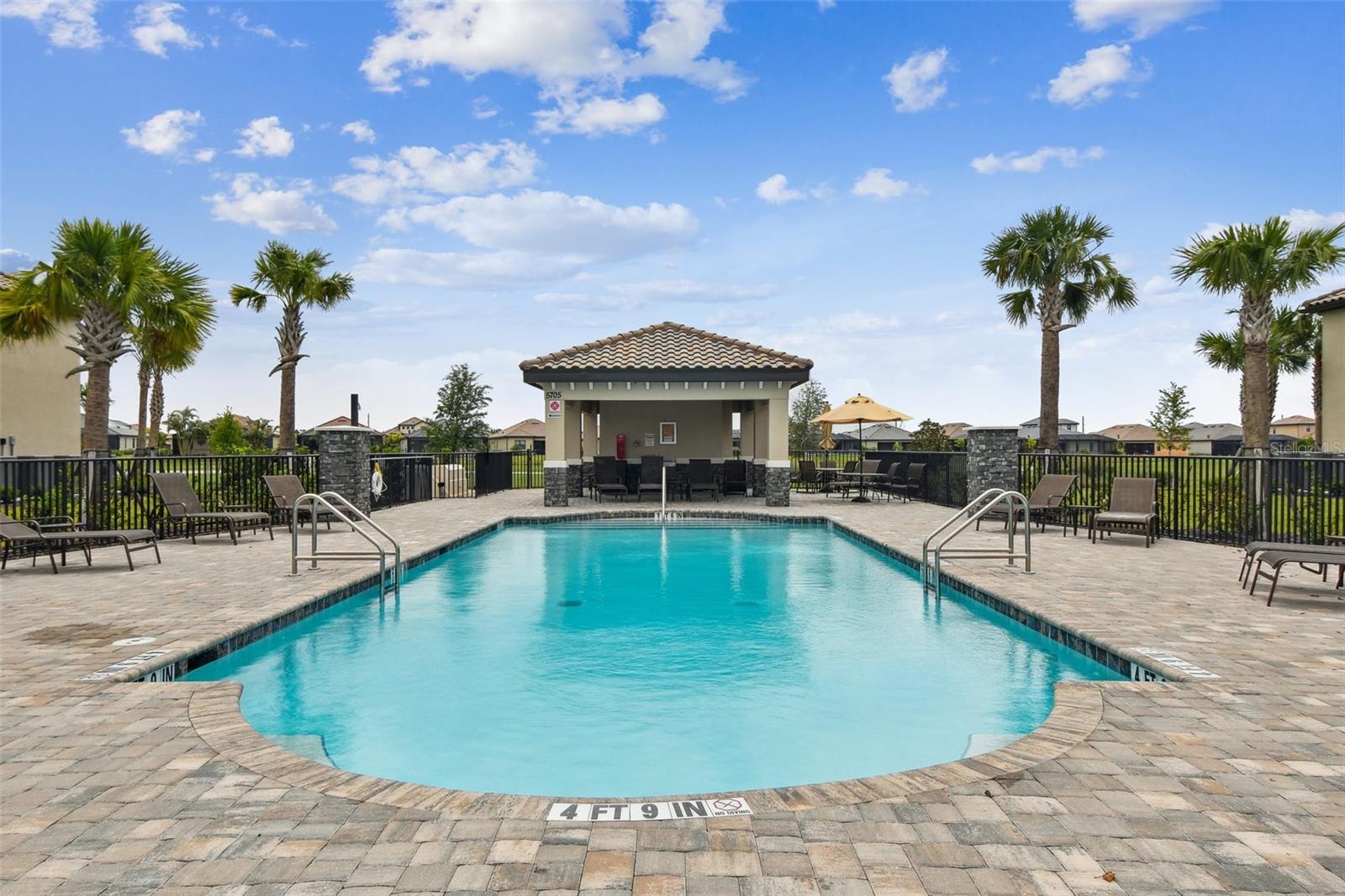 LAKEWOOD NATIONAL - Residential