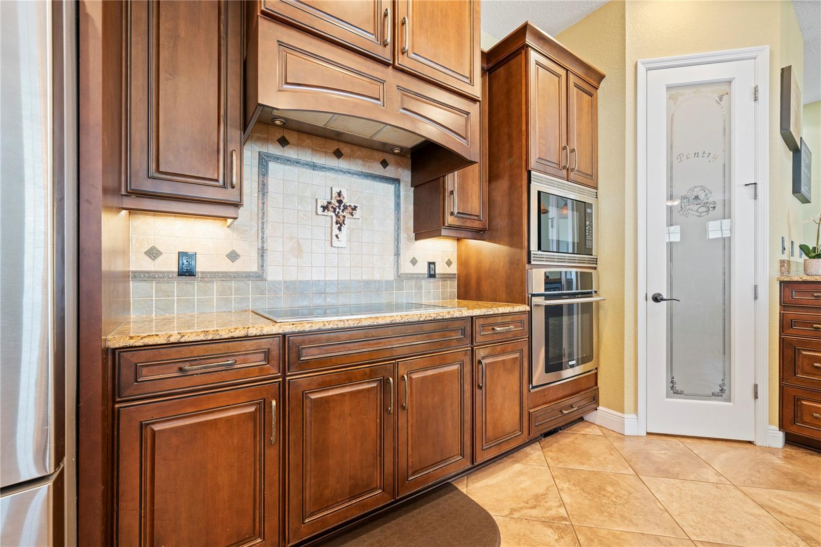 BUNGALOW BAY ESTATES - Residential