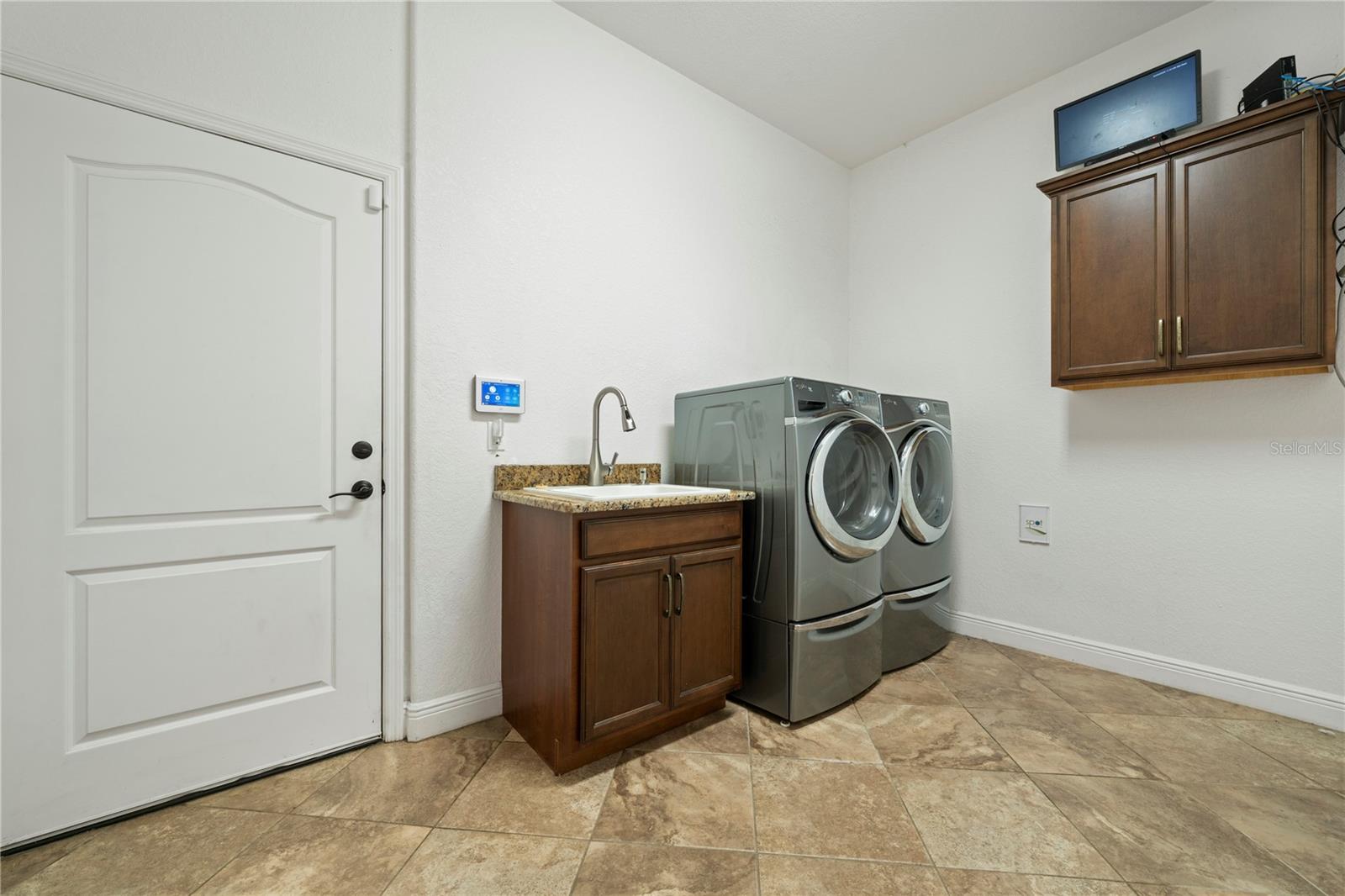 BUNGALOW BAY ESTATES - Residential