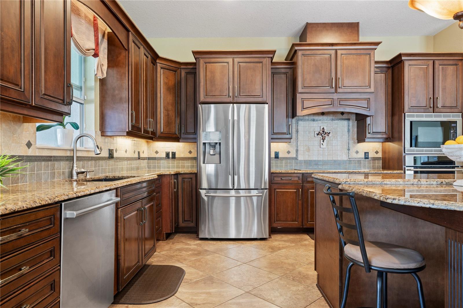 BUNGALOW BAY ESTATES - Residential