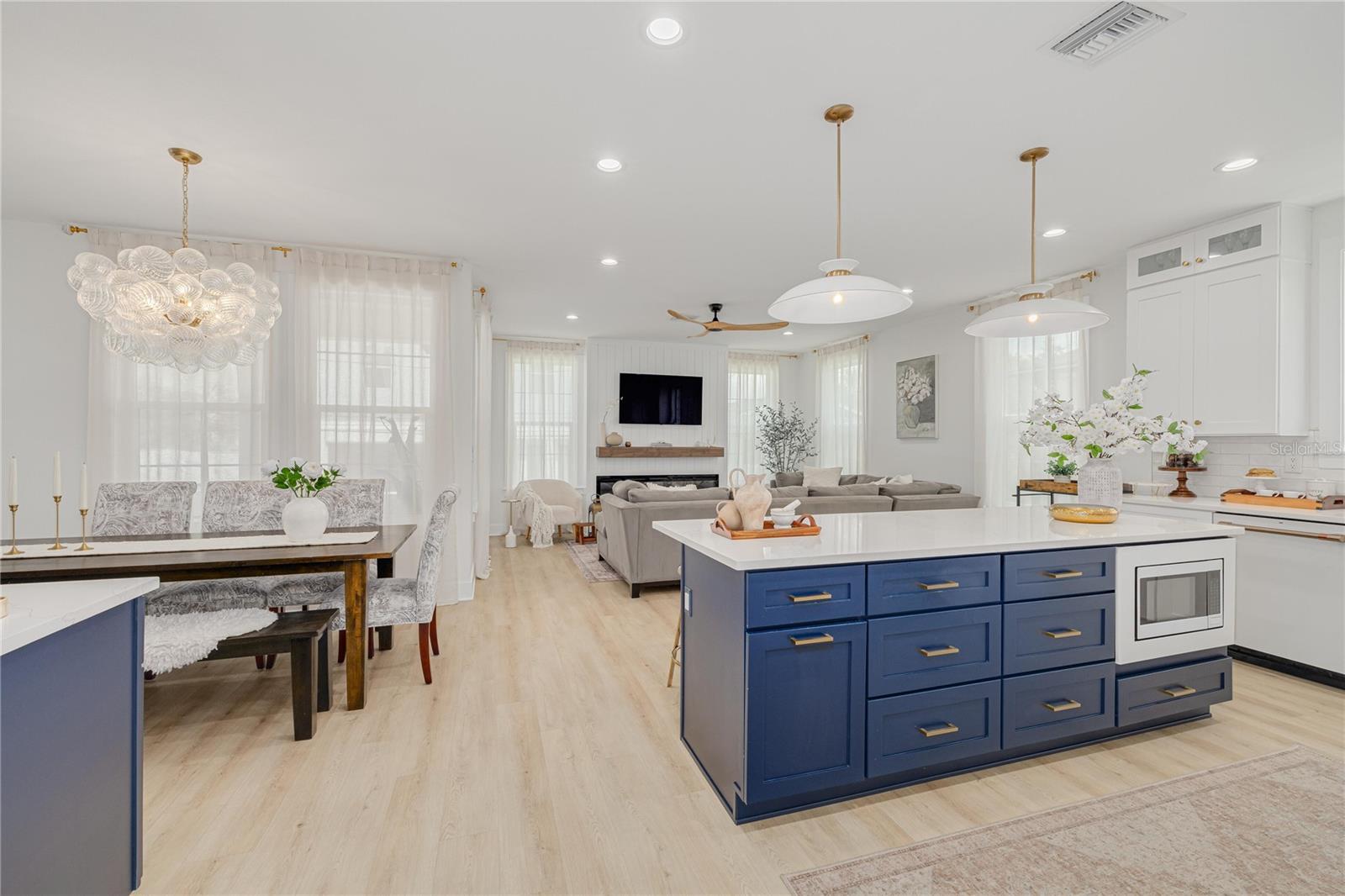 SHOREACRES CENTER - Residential