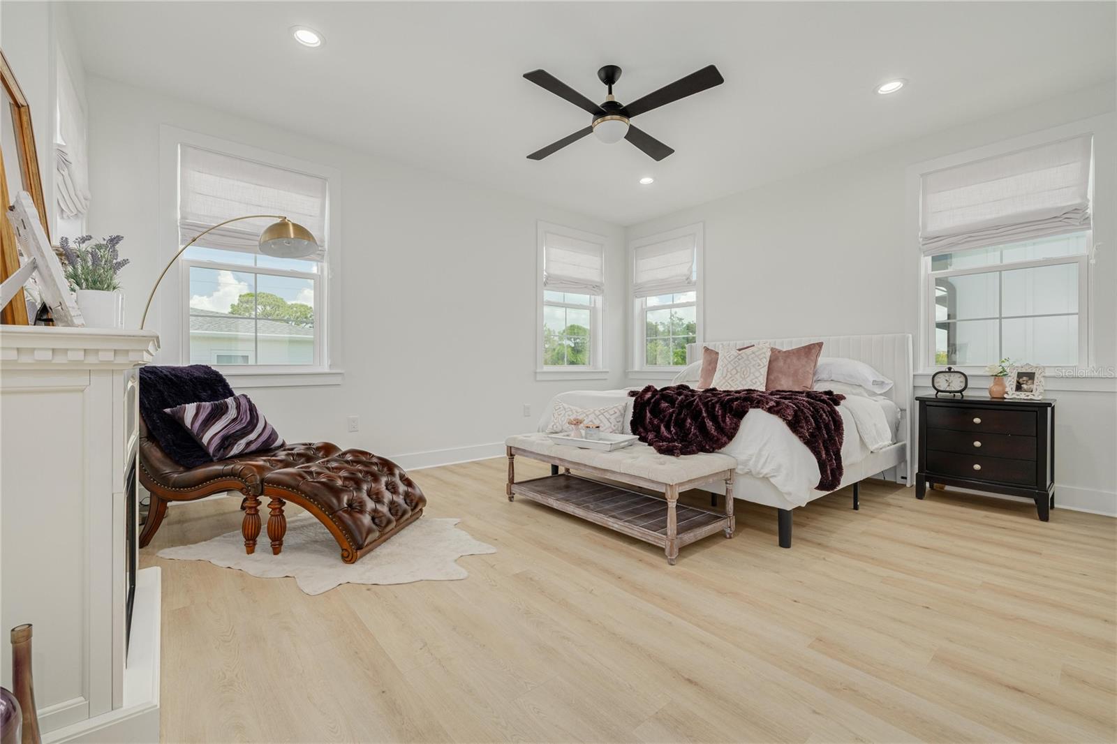 SHOREACRES CENTER - Residential