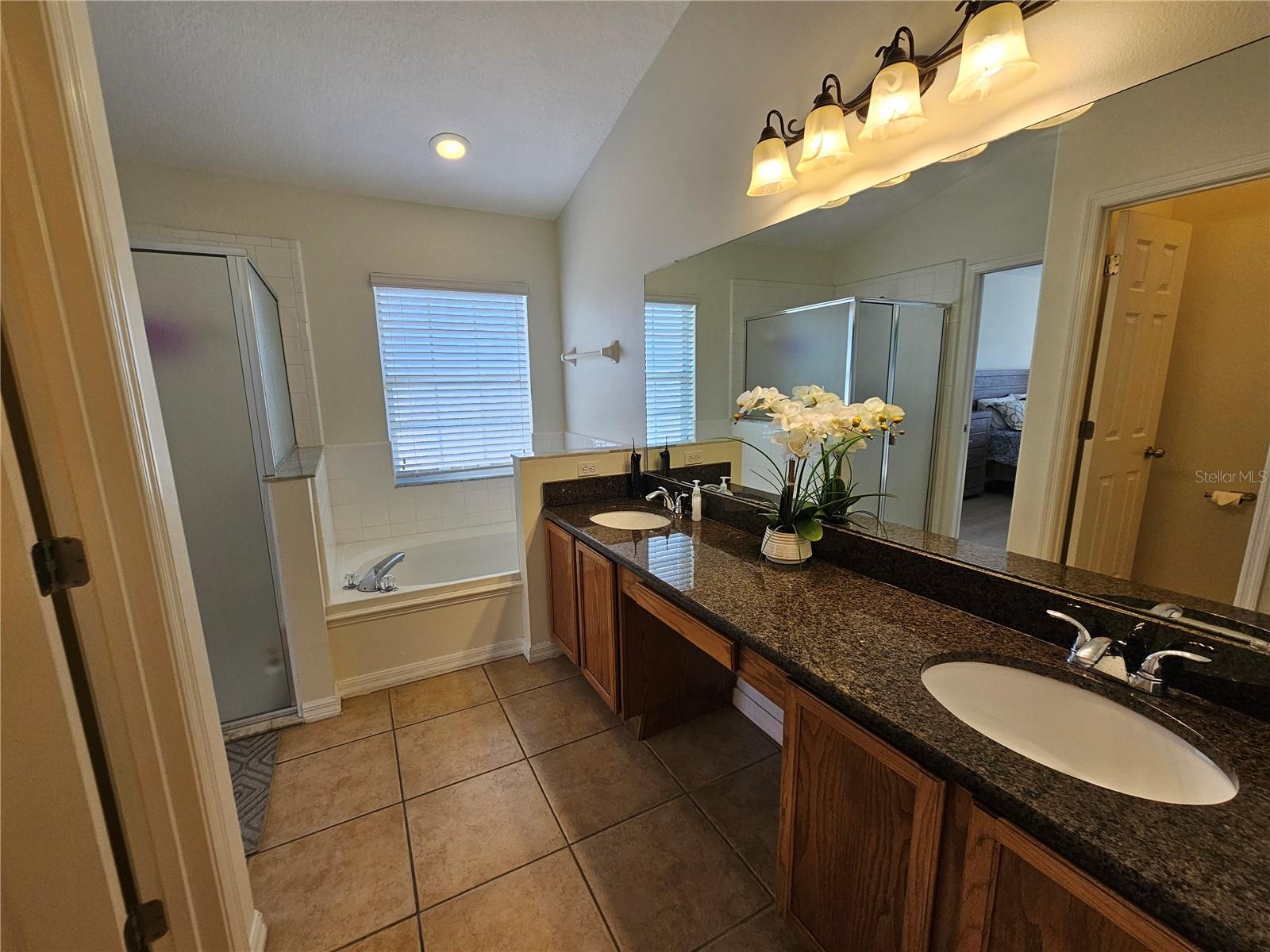 ROLLING HILLS ESTATES - Residential