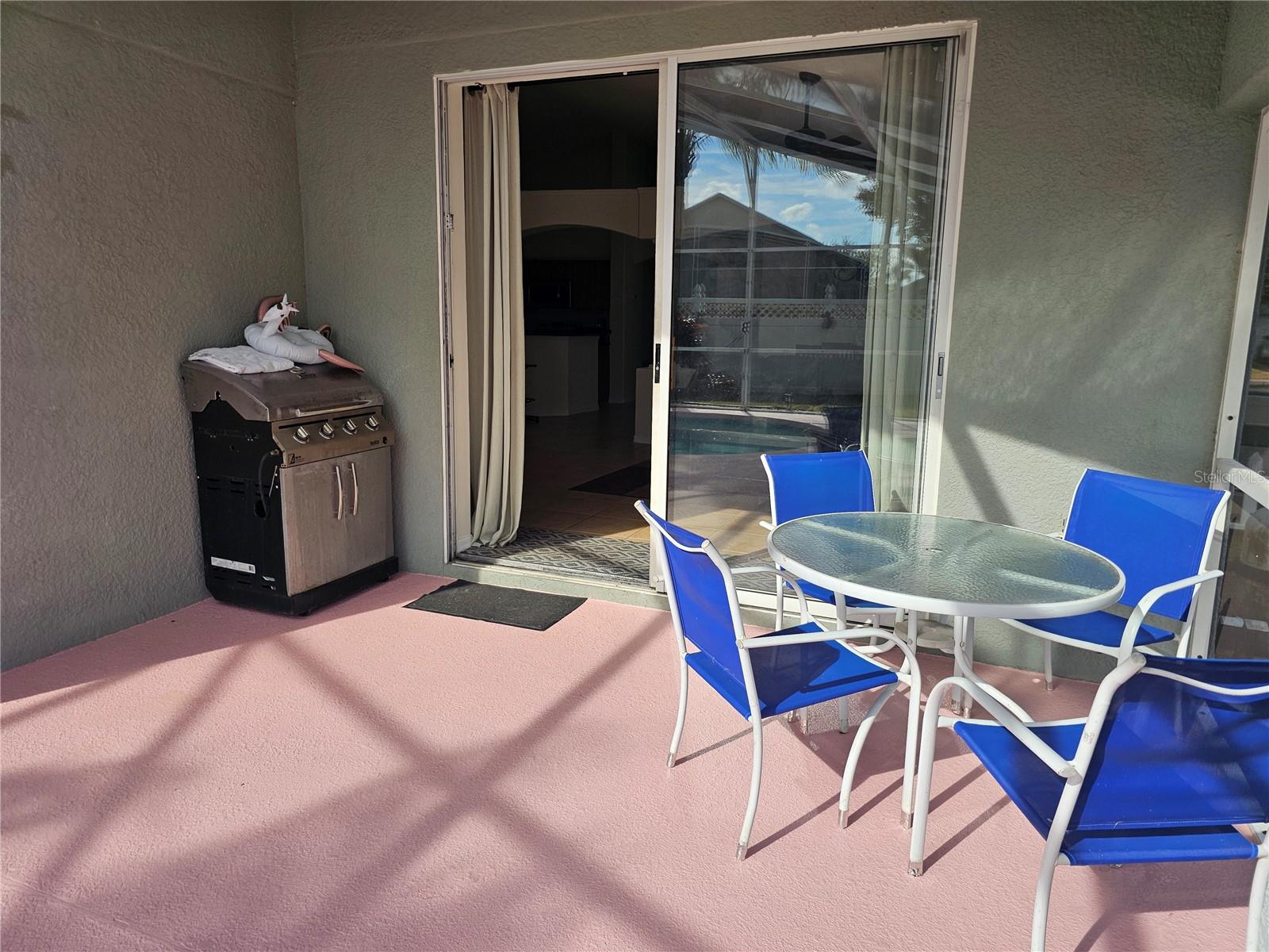 ROLLING HILLS ESTATES - Residential