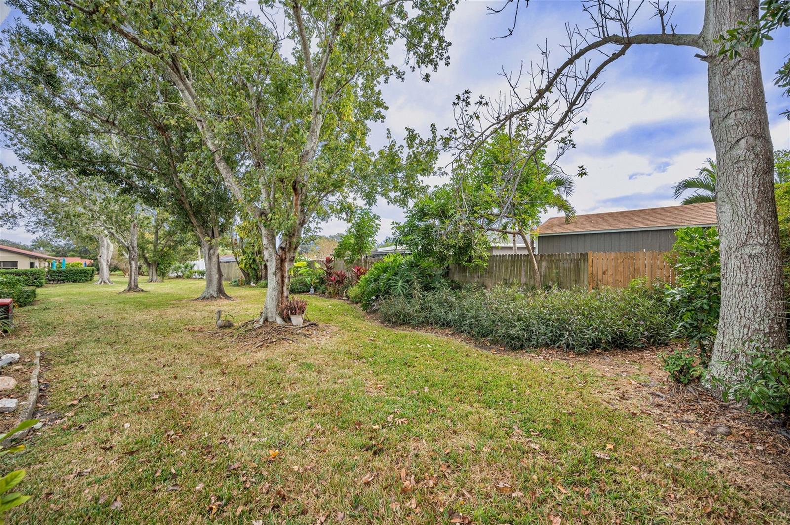 DEERWOOD GARDENS II - Residential