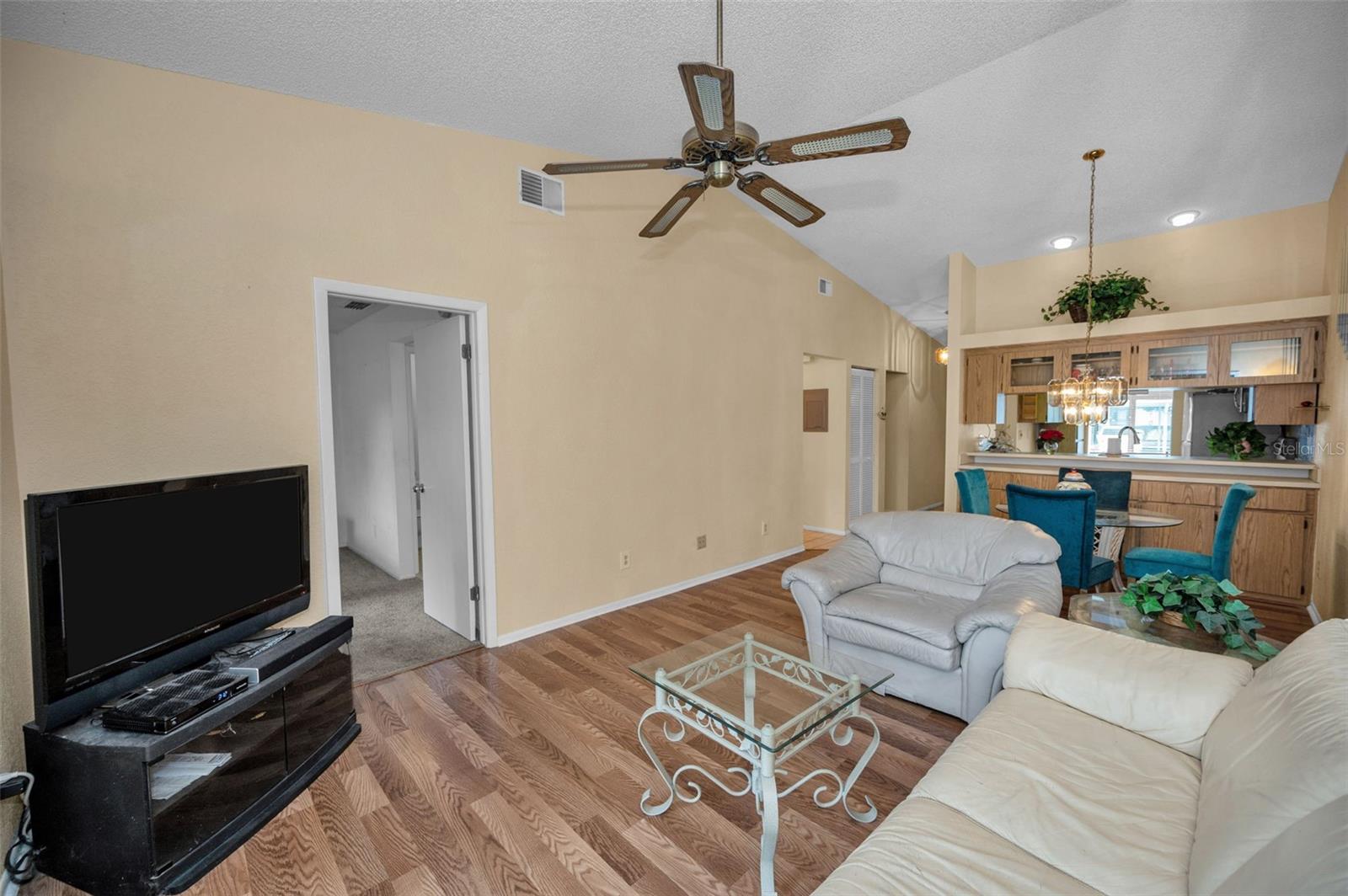 DEERWOOD GARDENS II - Residential