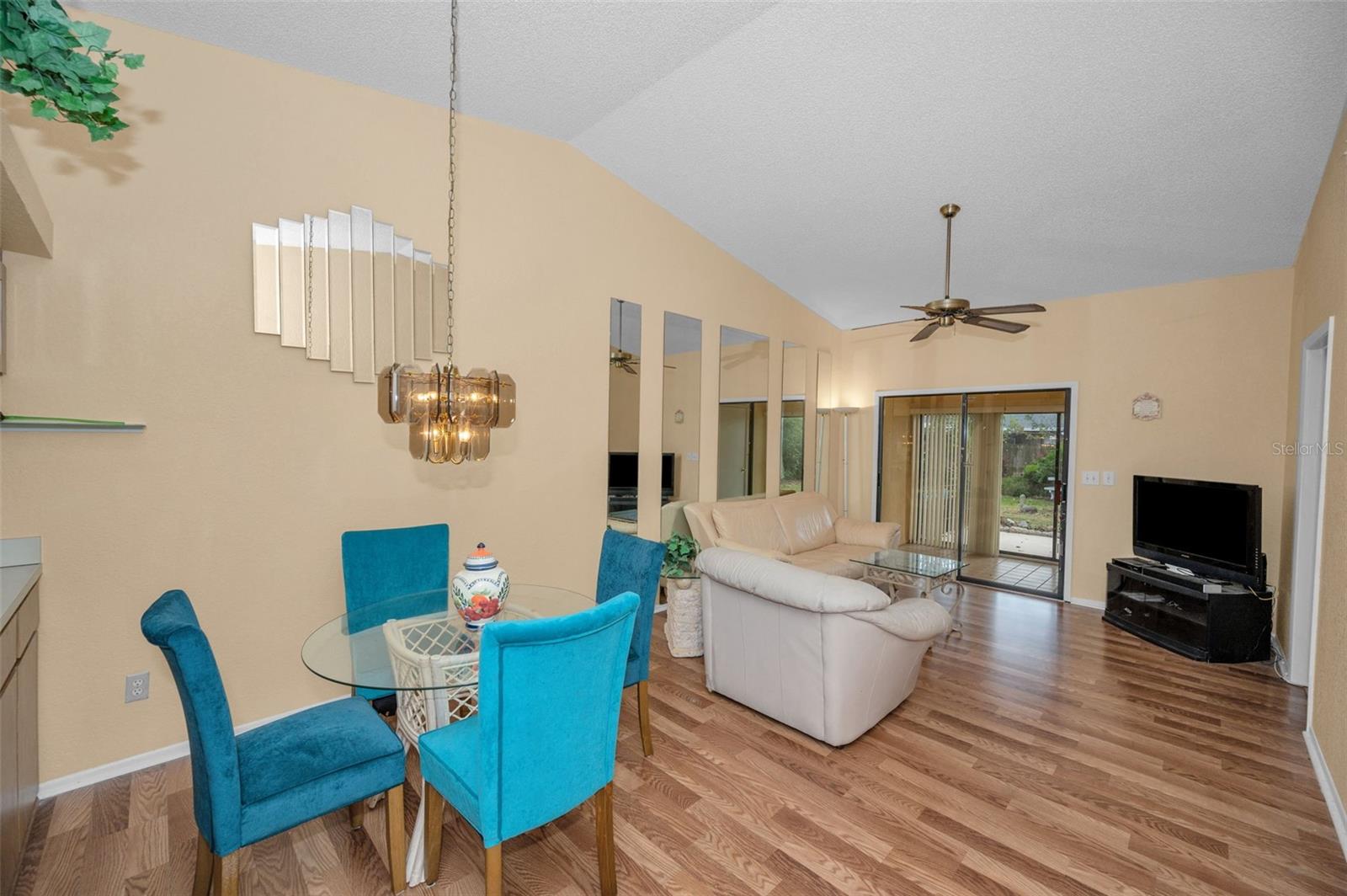 DEERWOOD GARDENS II - Residential