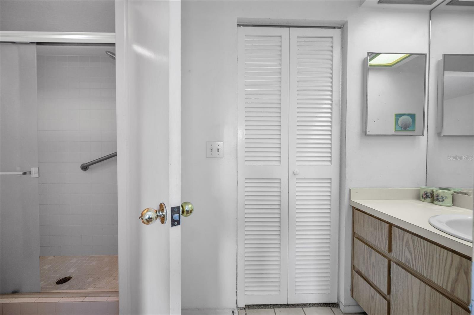 DEERWOOD GARDENS II - Residential