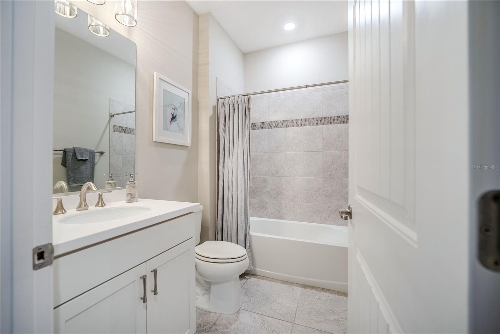 STONE CRK BY DEL WEBB SILVER G - Residential