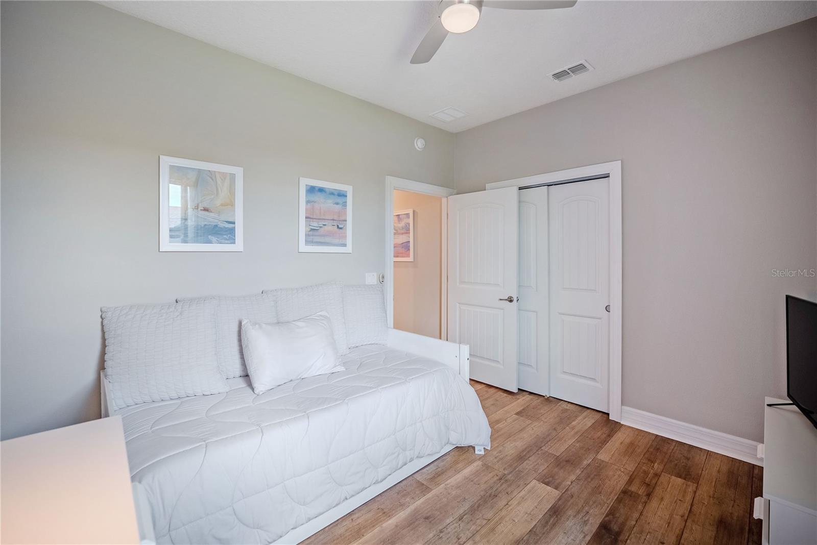 STONE CRK BY DEL WEBB SILVER G - Residential