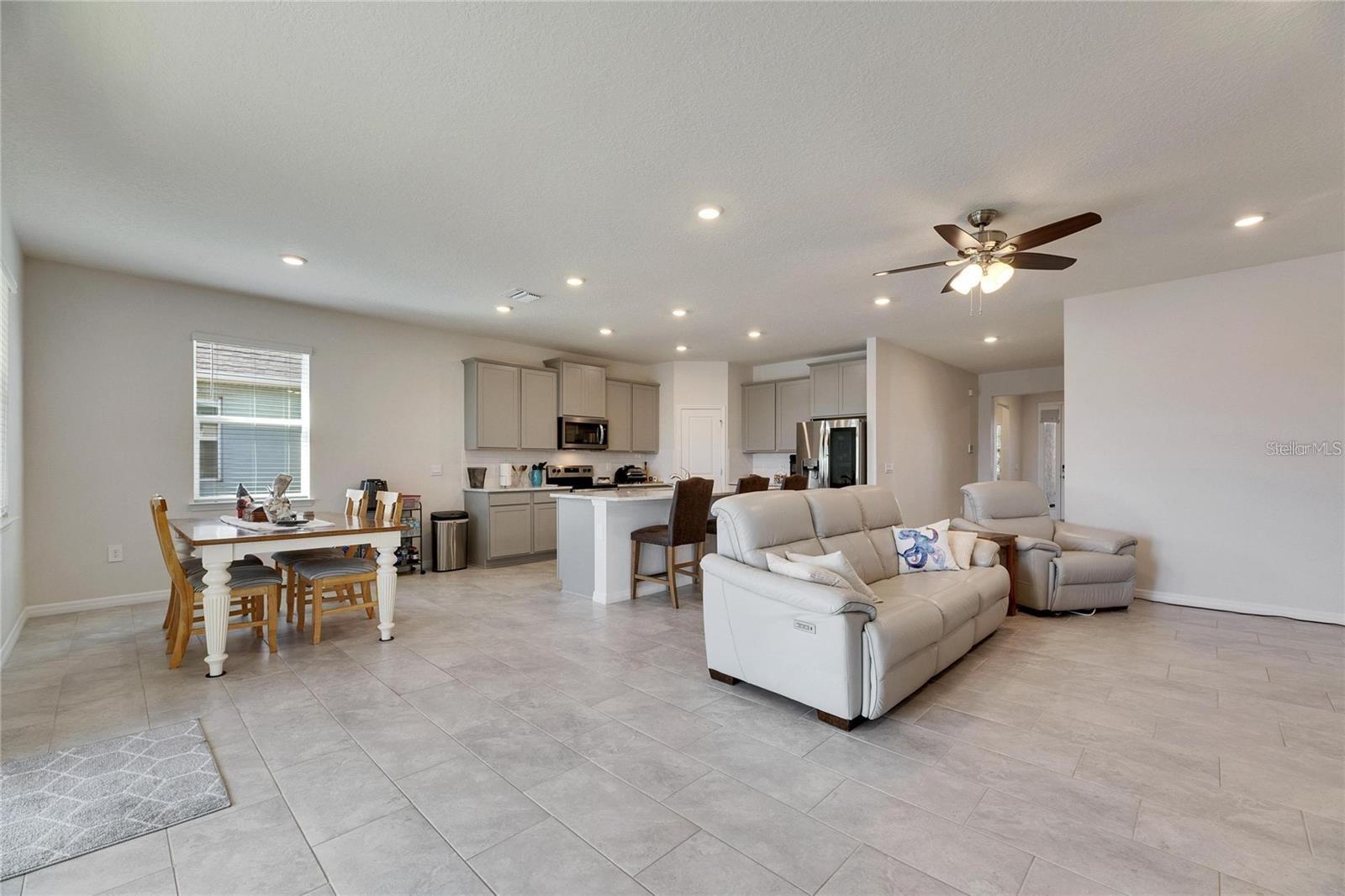 LAKEWOOD RANCH SOLERA PH IA & IB - Residential Lease