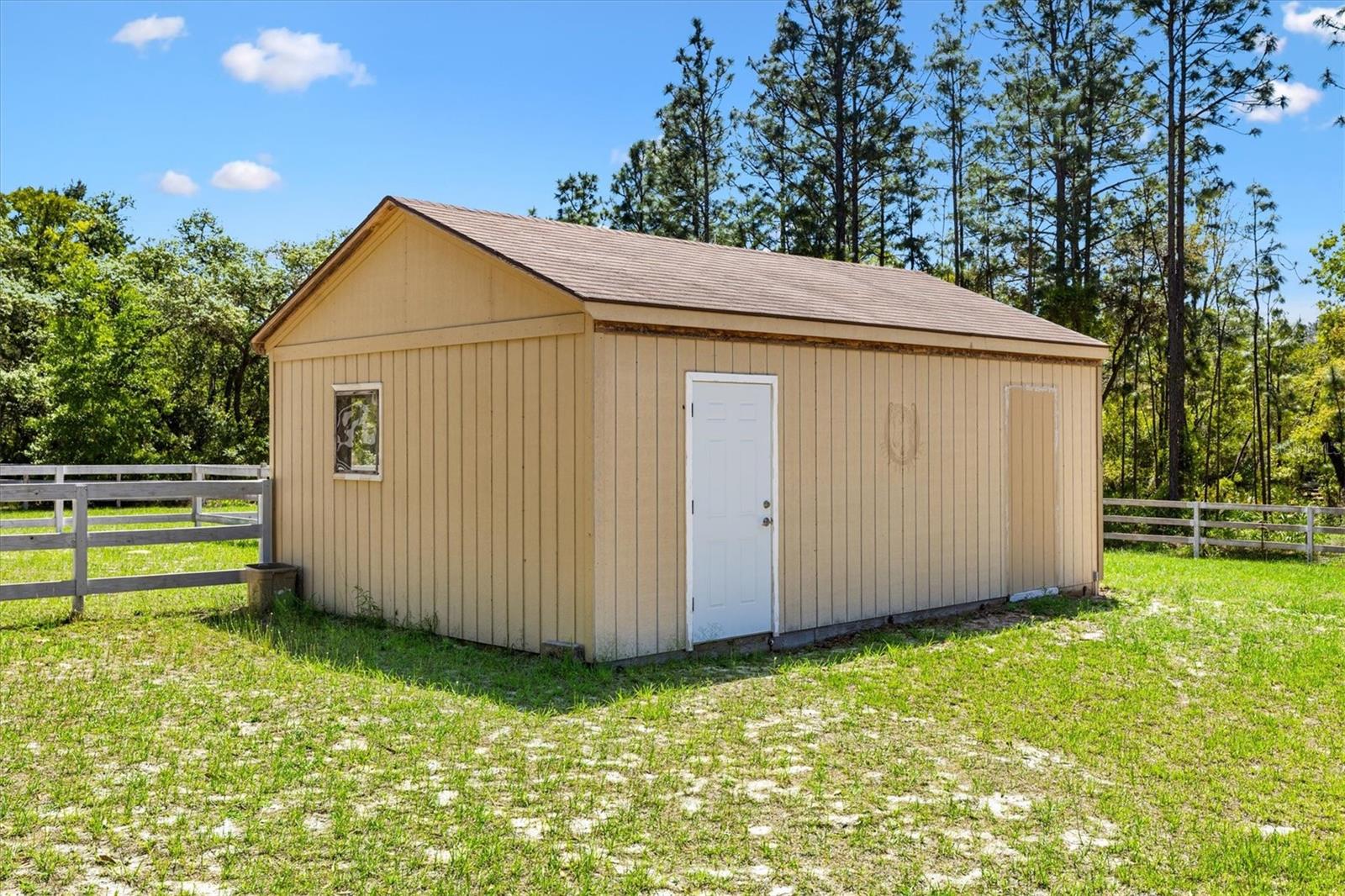 PINE RIDGE UNIT 02 - Residential