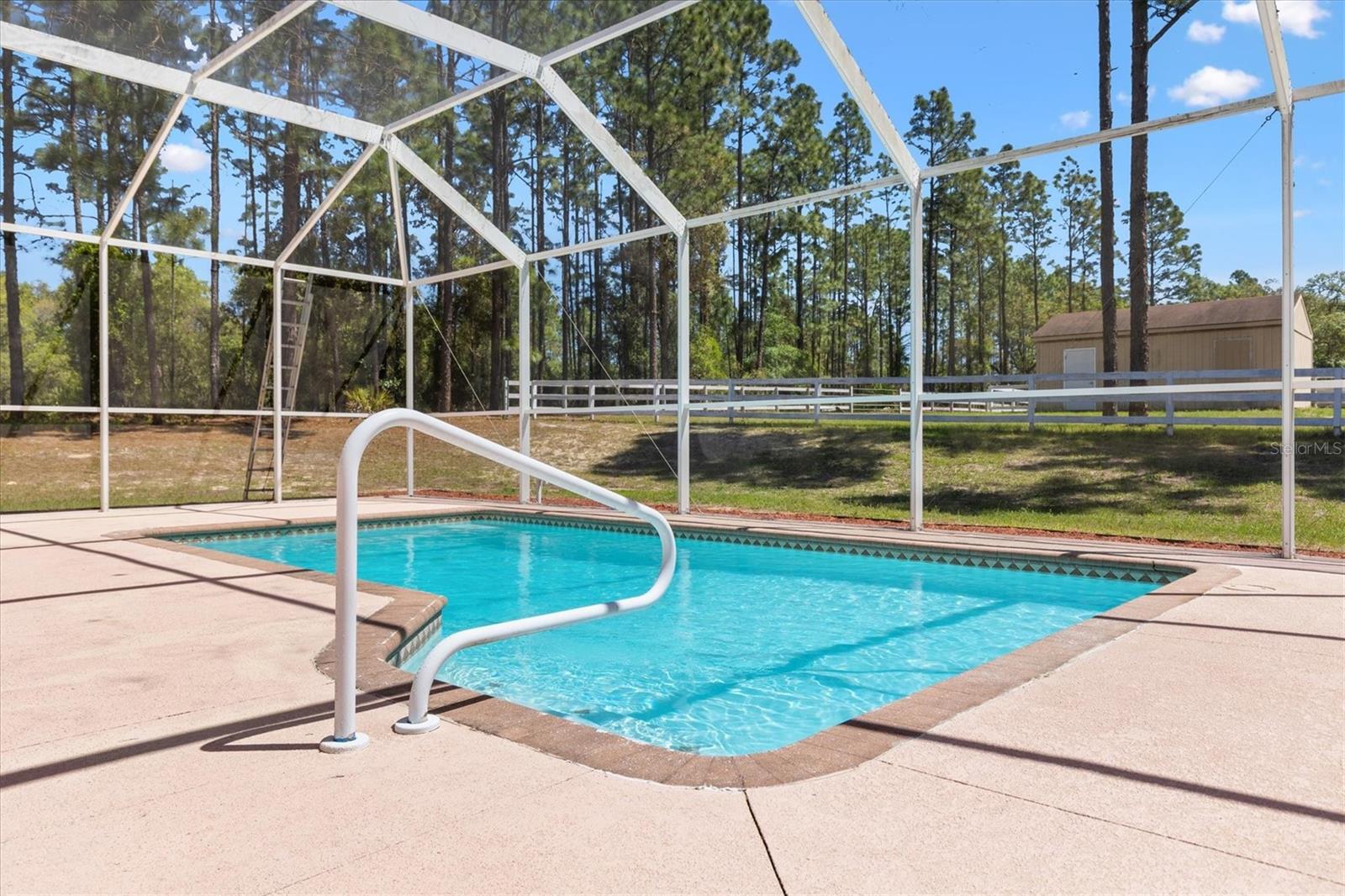 PINE RIDGE UNIT 02 - Residential