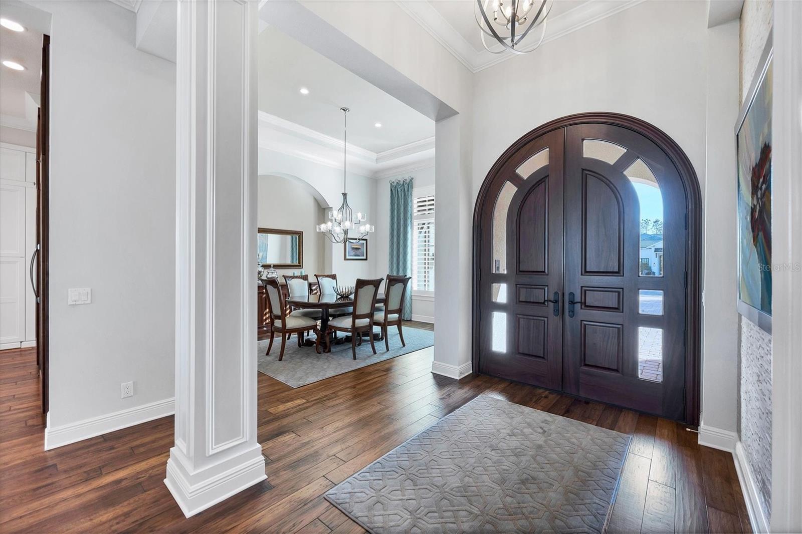 LAKE CLUB - Residential