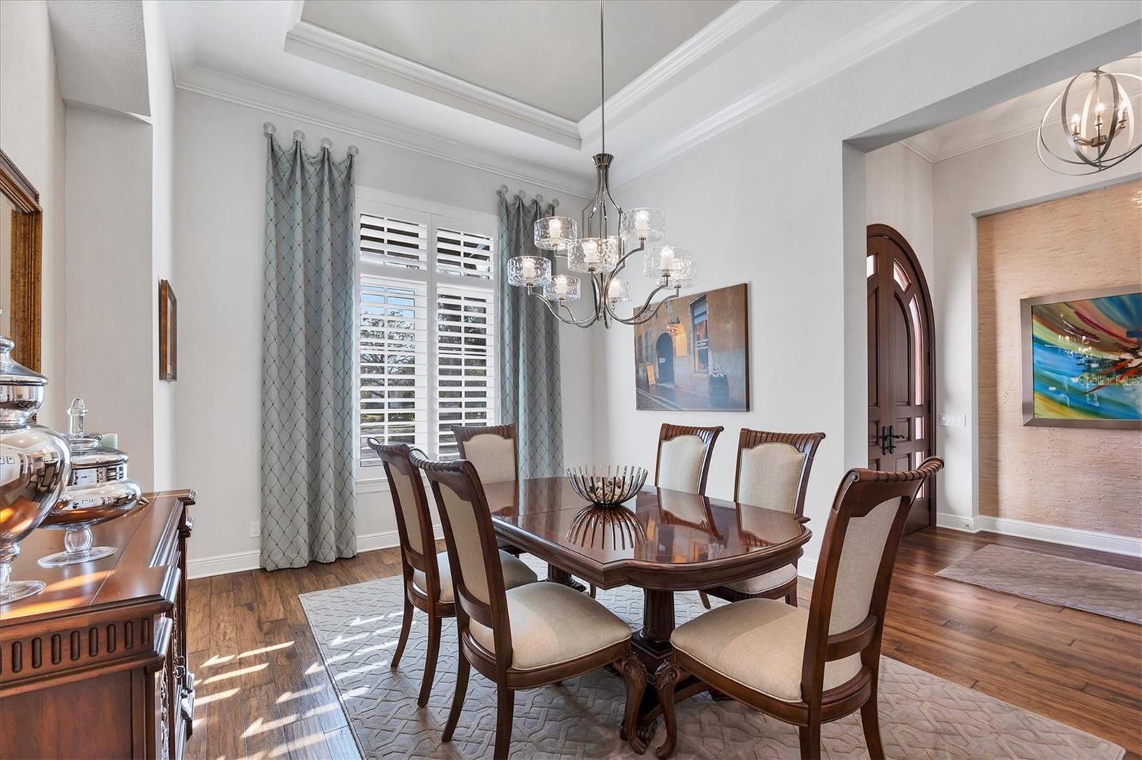 LAKE CLUB - Residential