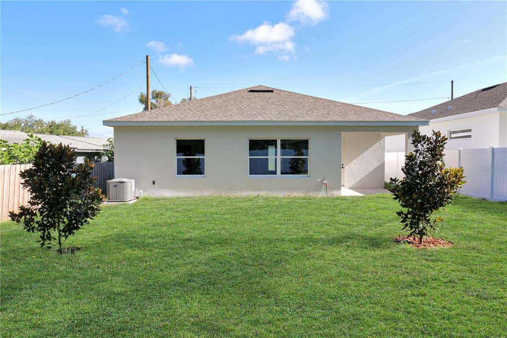 Photo of 226 W Herrick Avenue, Eustis, FL 32726 (MLS # O6434477)