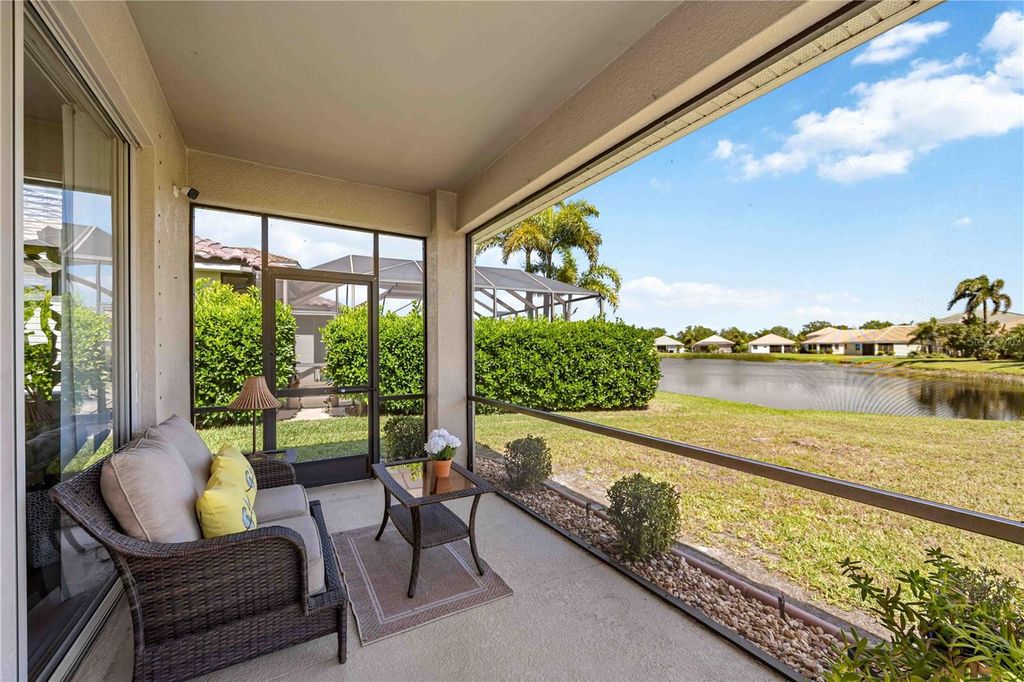 Photo of 8769 Monterey Bay Loop, Bradenton, FL 34212 (MLS # A4689555)