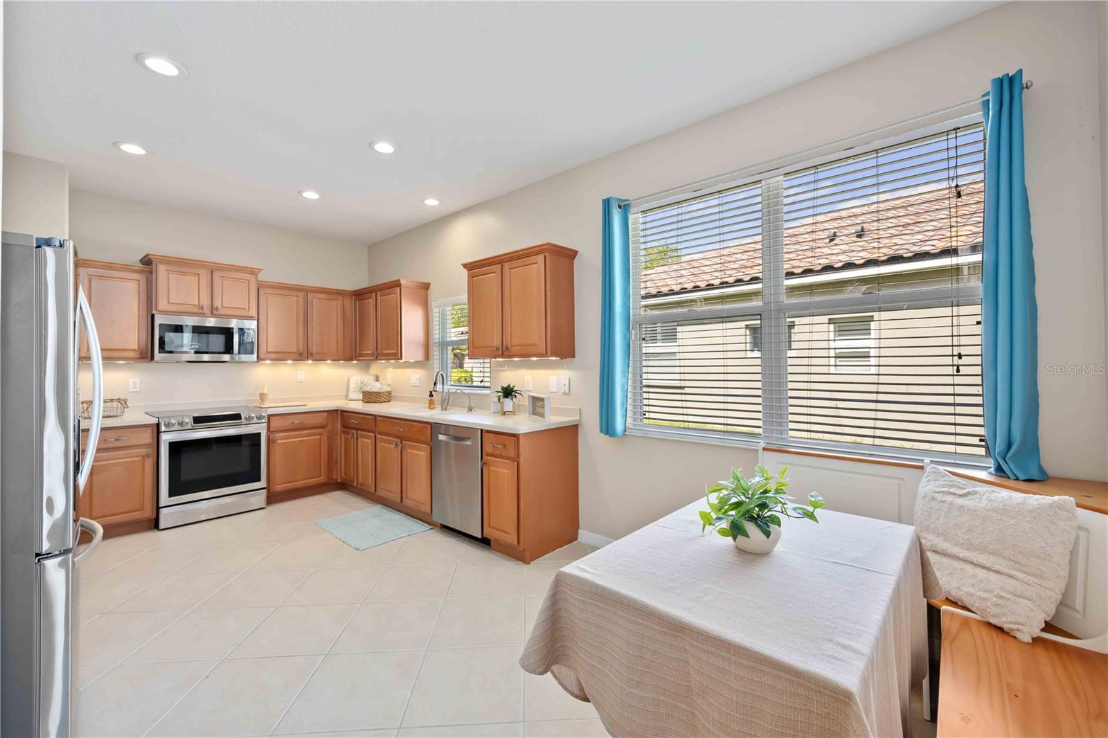 STONEYBROOK AT HERITAGE HARBOUR D-1 - Residential