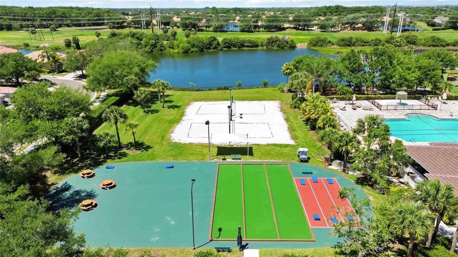 STONEYBROOK AT HERITAGE HARBOUR D-1 - Residential