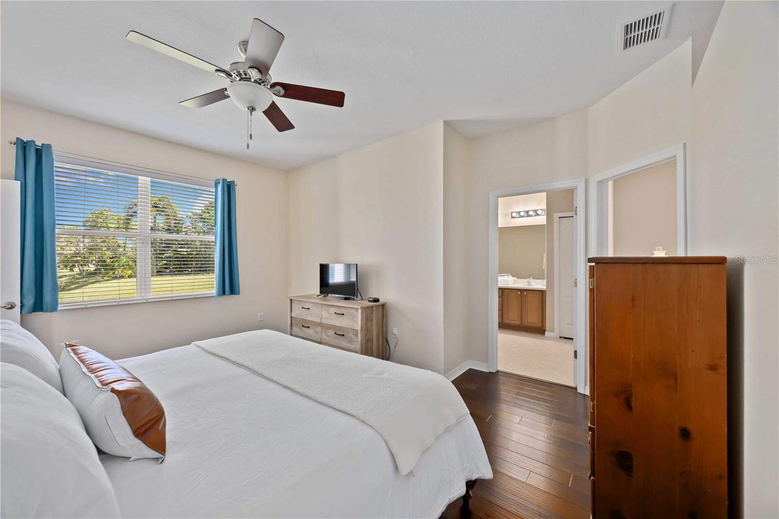 STONEYBROOK AT HERITAGE HARBOUR D-1 - Residential