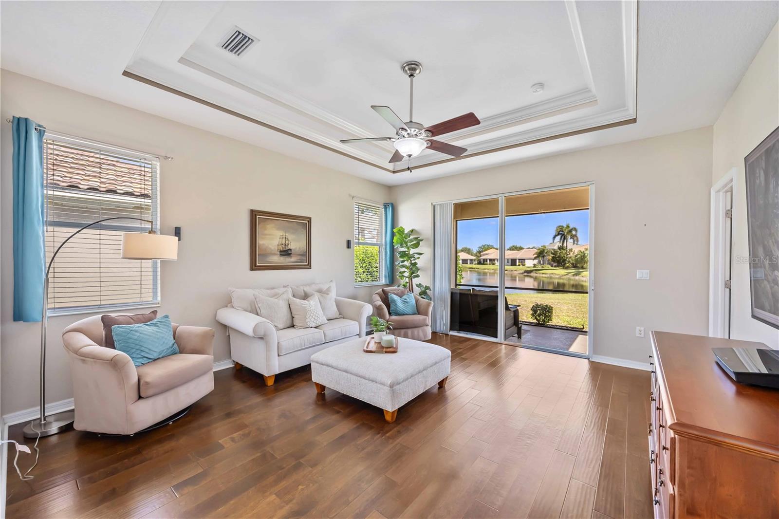 STONEYBROOK AT HERITAGE HARBOUR D-1 - Residential