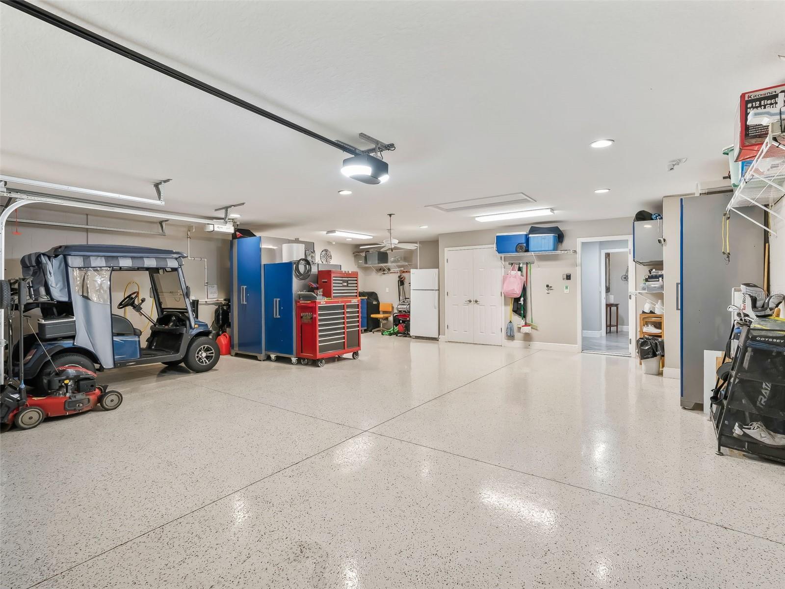 VILLAGE/FENNEY UN 12 - Residential